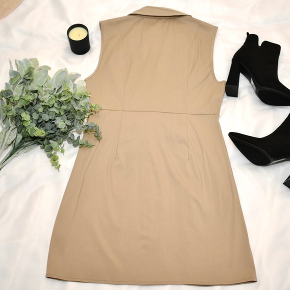 V-Neck Poplin Sleeveless Dress with Bow - Picture 6 of 6